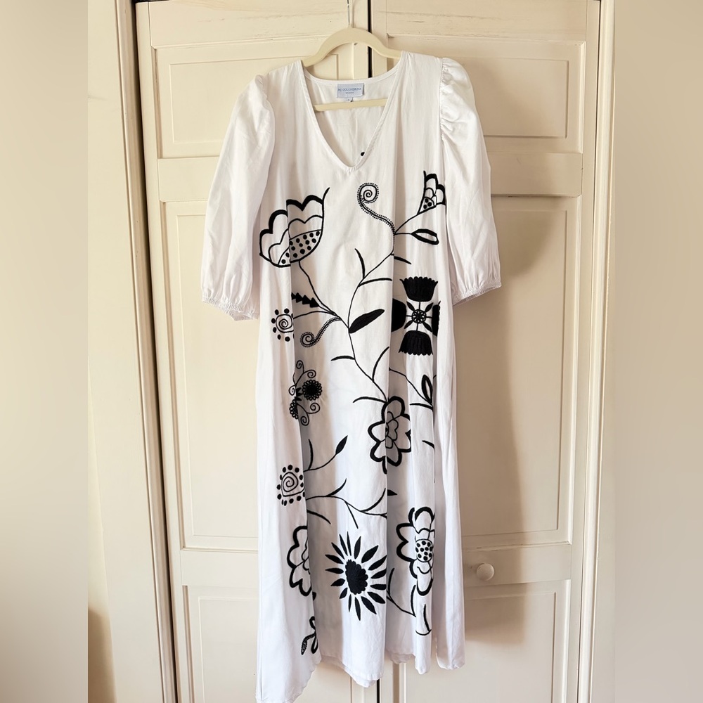 Mi Golondrina Esperanza Midi Dress with Black embroidery EUC